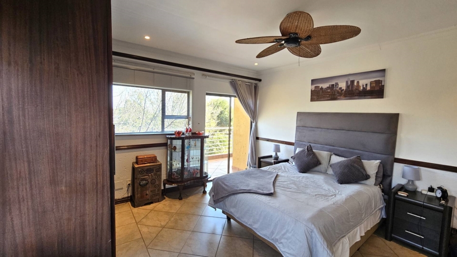 5 Bedroom Property for Sale in Birdwood Estate North West
